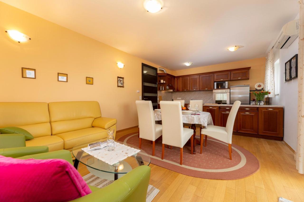 Golden Hope 4+1 Apartment Krk Krk Town Luaran gambar
