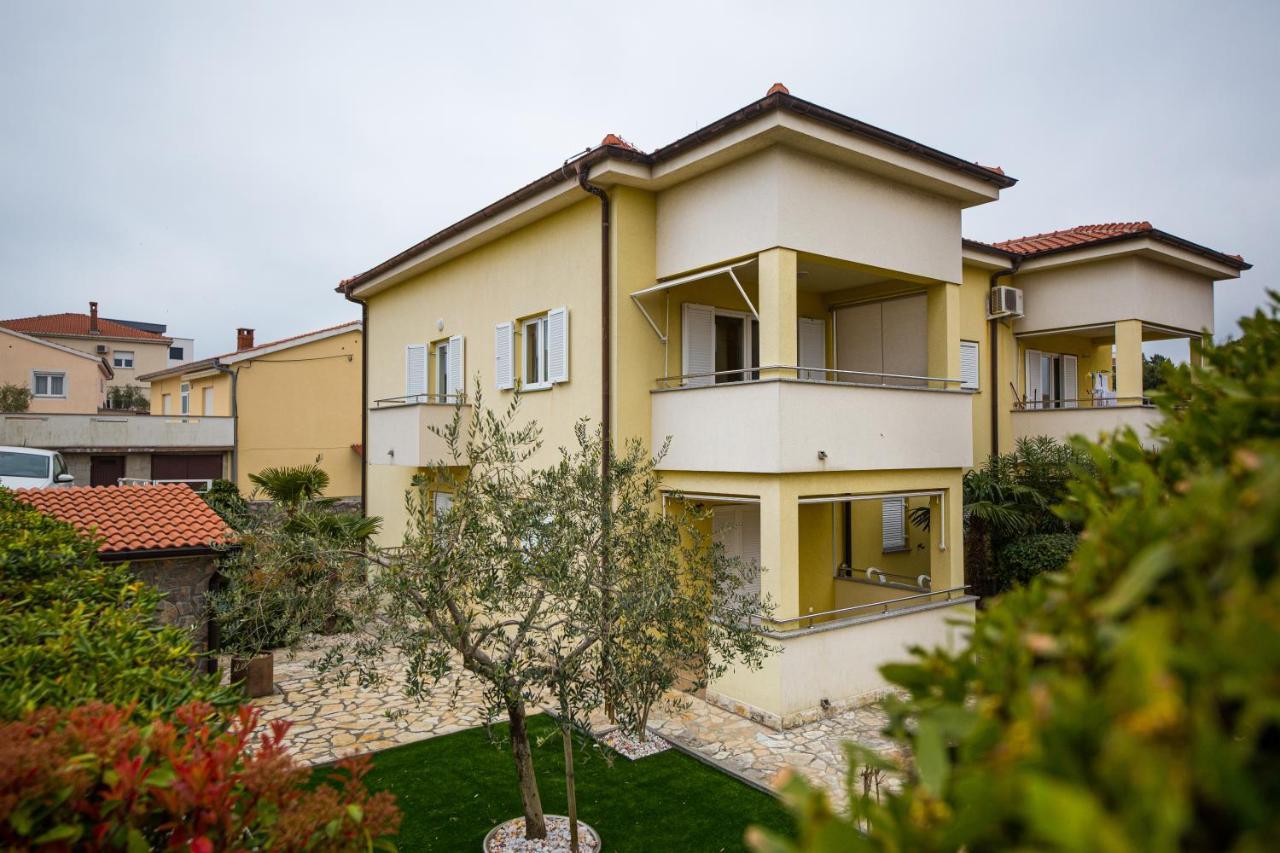 Golden Hope 4+1 Apartment Krk Krk Town Luaran gambar